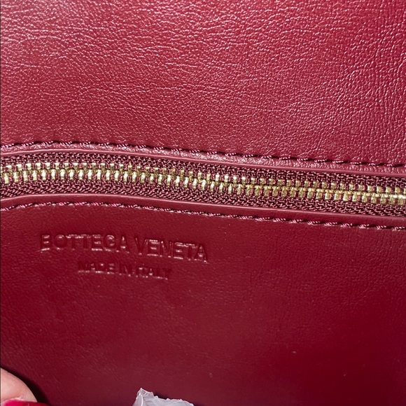 Bottega Veneta wine burgundy andiamo clutch Vegan leather - Picture 9 of 9